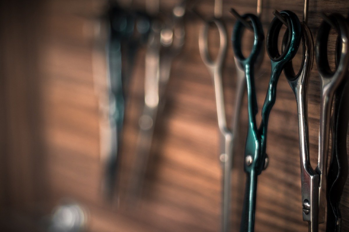 Professional barber scissors